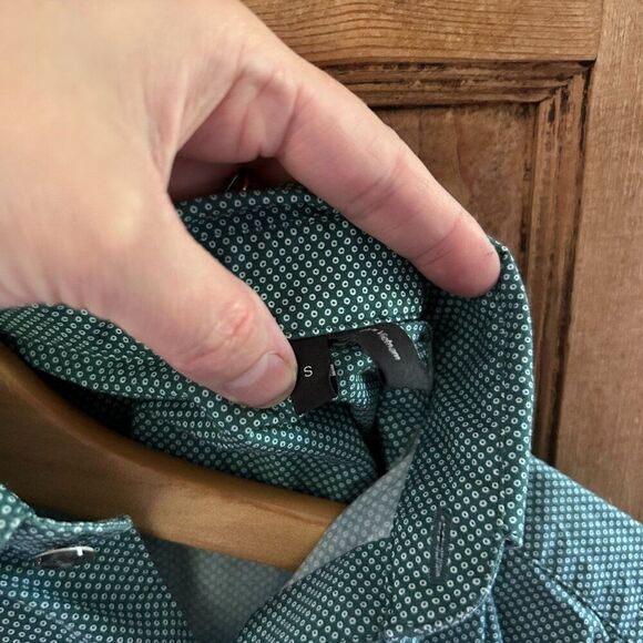 Men's Theory Small Zack Button Up Green White Dots Button Collar Short Sleeve - Picture 11 of 11